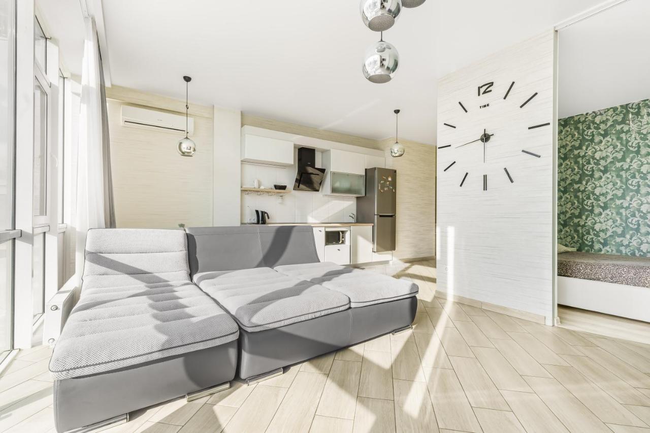 Gagarin Plaza 1-Bedroom Apartment Одесса Экстерьер фото